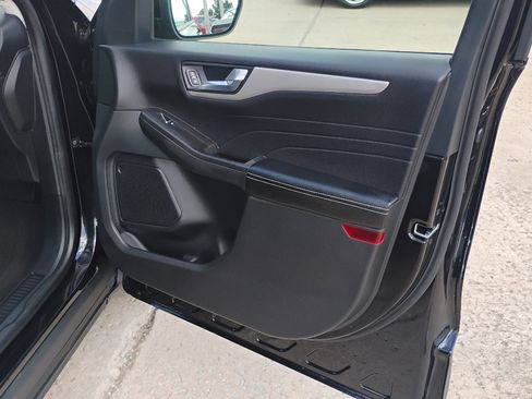 Used 2021 Ford Escape SEL image 21