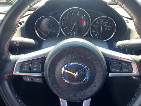 Used 2018 MAZDA MX-5 Miata Club w/ Brembo/BBS Recaro Package RWD image 12