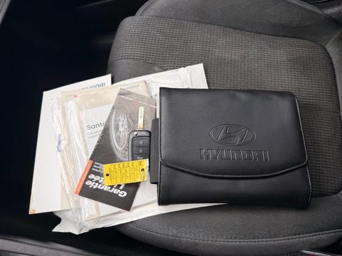 Used 2020 Hyundai Santa Fe SE FWD image 47