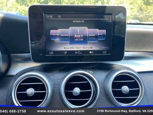 Used 2017 Mercedes-Benz C 300 4MATIC Sedan image 21