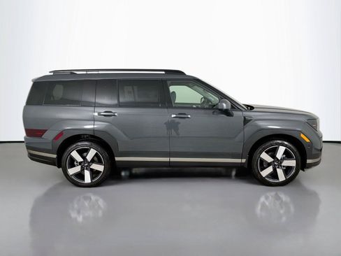 Certified 2026 Hyundai Santa Fe Limited AWD/4WD image 8