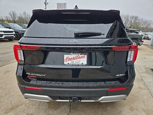 Used 2025 Ford Explorer Platinum w/ LUX Leather Package AWD/4WD image 9