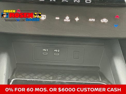 New 2025 Nissan Murano SL image 17