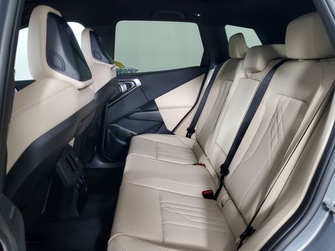 New 2026 BMW X3 xDrive30 w/ Premium Package image 10