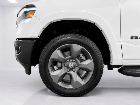 Used 2023 RAM 1500 Big Horn AWD/4WD image 9