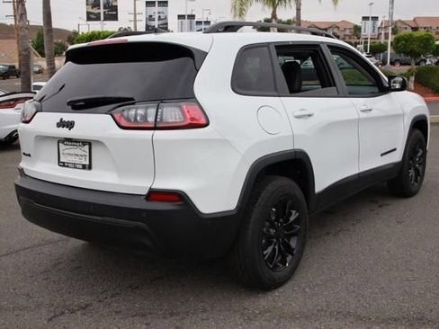 New 2023 Jeep Cherokee Altitude Lux image 4