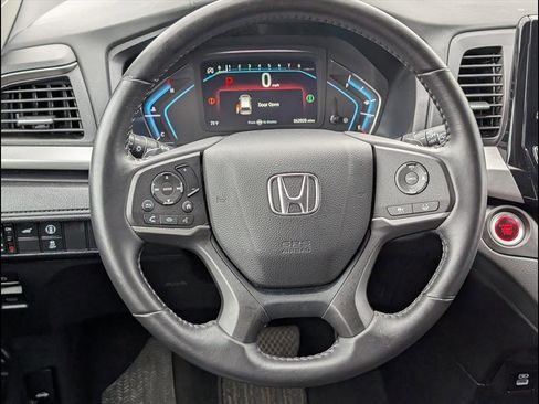 Used 2024 Honda Odyssey EX-L image 15