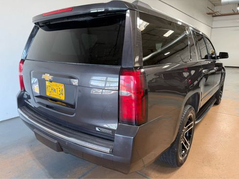 Used 2017 Chevrolet Suburban Premier AWD/4WD image 7