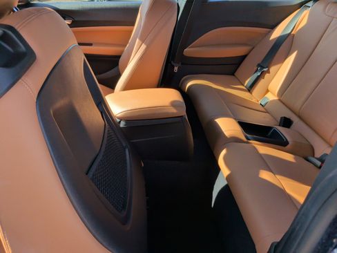 Used 2018 BMW 230i Coupe w/ Track Handling Package image 37