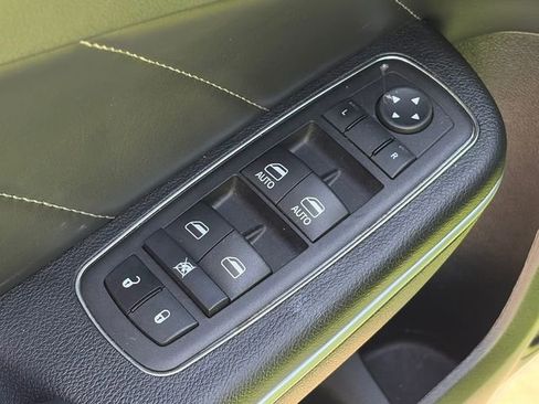 Used 2023 Dodge Charger Scat Pack RWD image 18