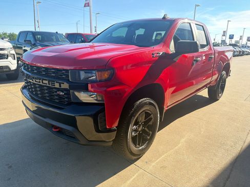 Used 2020 Chevrolet Silverado 1500 Custom Trail Boss w/ Custom Convenience Package AWD/4WD image 1