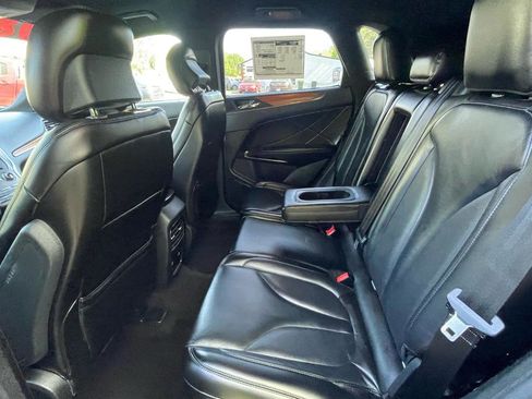 Used 2019 Lincoln MKC Select w/ Select Plus Package AWD/4WD image 23