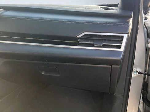 Used 2022 Mitsubishi Outlander SEL Black Edition image 16