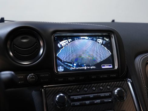 Used 2015 Nissan GT-R Black Edition AWD/4WD image 38