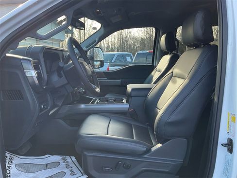 New 2026 Ford F250 Lariat w/ Chrome Package image 16