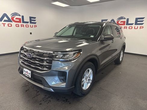 New 2026 Ford Explorer Active AWD/4WD image 5