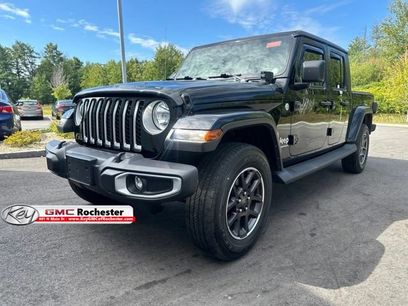 Used 2023 Jeep Gladiator Overland w/ Popular Equipment Package