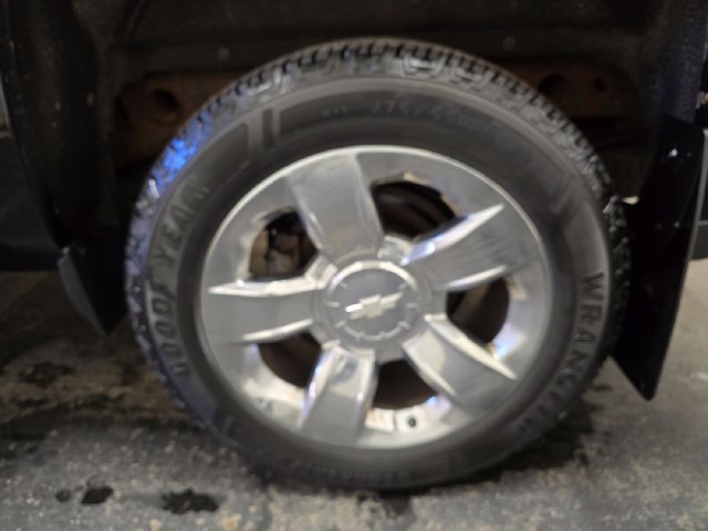 Used 2014 Chevrolet Silverado 1500 LTZ AWD/4WD image 11