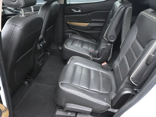 Used 2018 GMC Acadia Denali w/ Technology Package AWD/4WD image 19