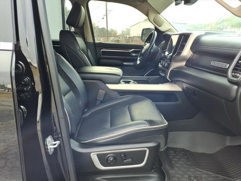 Used 2019 RAM 1500 Laramie image 10