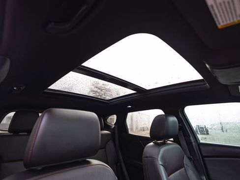 Used 2020 Chevrolet Blazer RS image 32