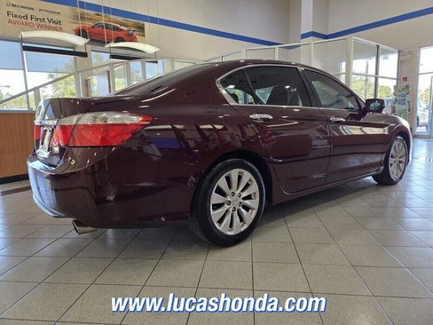 Used 2015 Honda Accord EX image 4