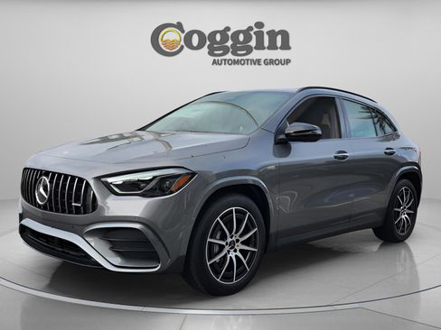 New 2026 Mercedes-Benz GLA 35 AMG 4MATIC image 1