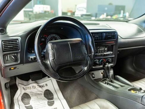Used 1998 Chevrolet Camaro Z28 image 9