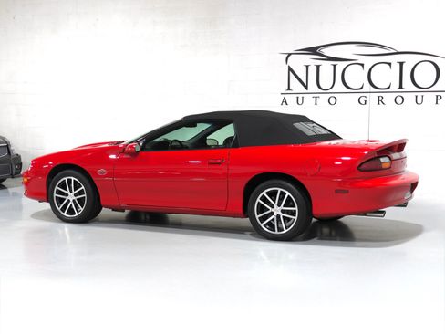 Used 2002 Chevrolet Camaro Z28 w/ SS Performance/Appearance Pkg image 43