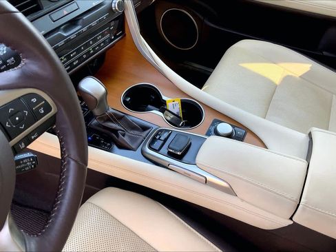 Used 2017 Lexus RX 450h w/ Accessory Package image 17