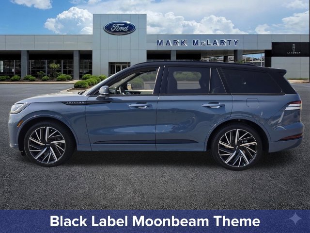 New 2026 Lincoln Aviator Black Label w/ Black Label Special Edition AWD/4WD image 2