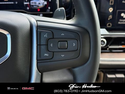 Certified 2025 GMC Sierra 1500 SLT w/ SLT Premium Package AWD/4WD image 29