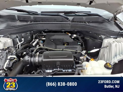 Used 2020 Ford Explorer XLT w/ Equipment Group 202A image 27