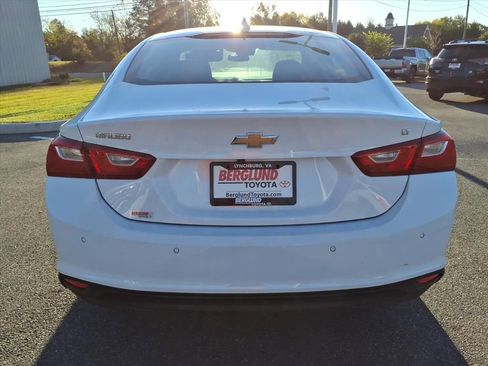 Used 2024 Chevrolet Malibu LT image 11