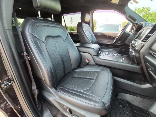 Used 2020 Ford Expedition Limited AWD/4WD image 34