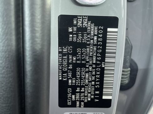 Used 2023 Kia Sorento SX AWD/4WD image 49