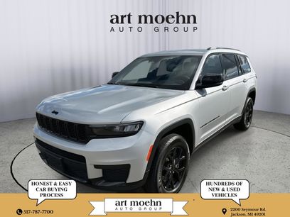 Used 2024 Jeep Grand Cherokee L Laredo