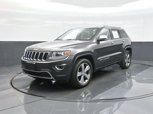Used 2014 Jeep Grand Cherokee Limited w/ Trailer Tow Group IV AWD/4WD image 3