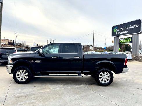 Used 2018 RAM 2500 Longhorn image 3