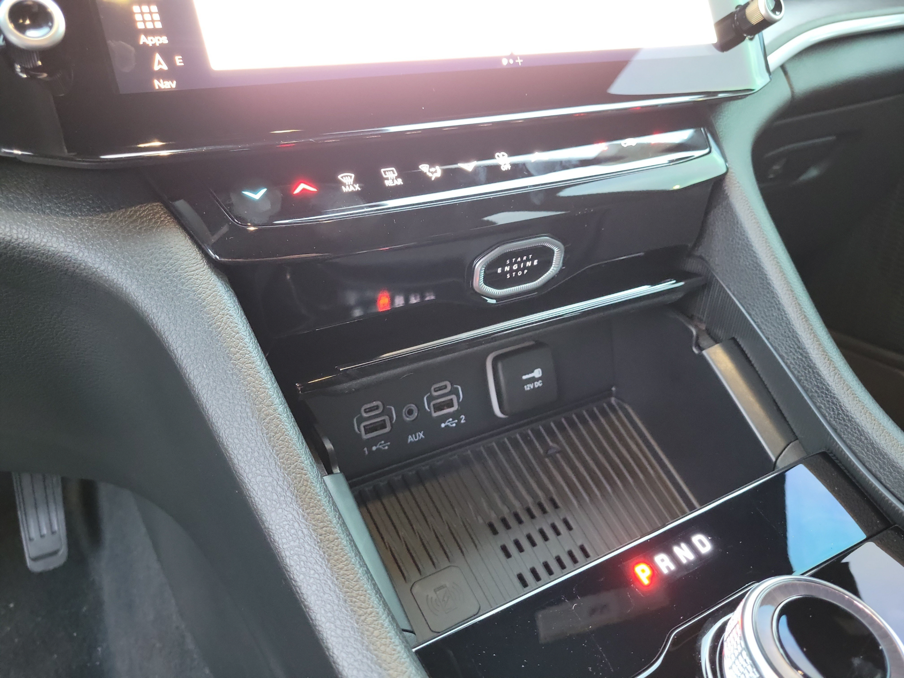 New 2027 Jeep Grand Cherokee Altitude RWD image 18