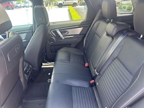 Used 2024 Land Rover Discovery Sport Dynamic SE AWD/4WD image 10