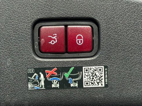 Certified 2024 Mercedes-Benz CLE 53 AMG 4MATIC image 14