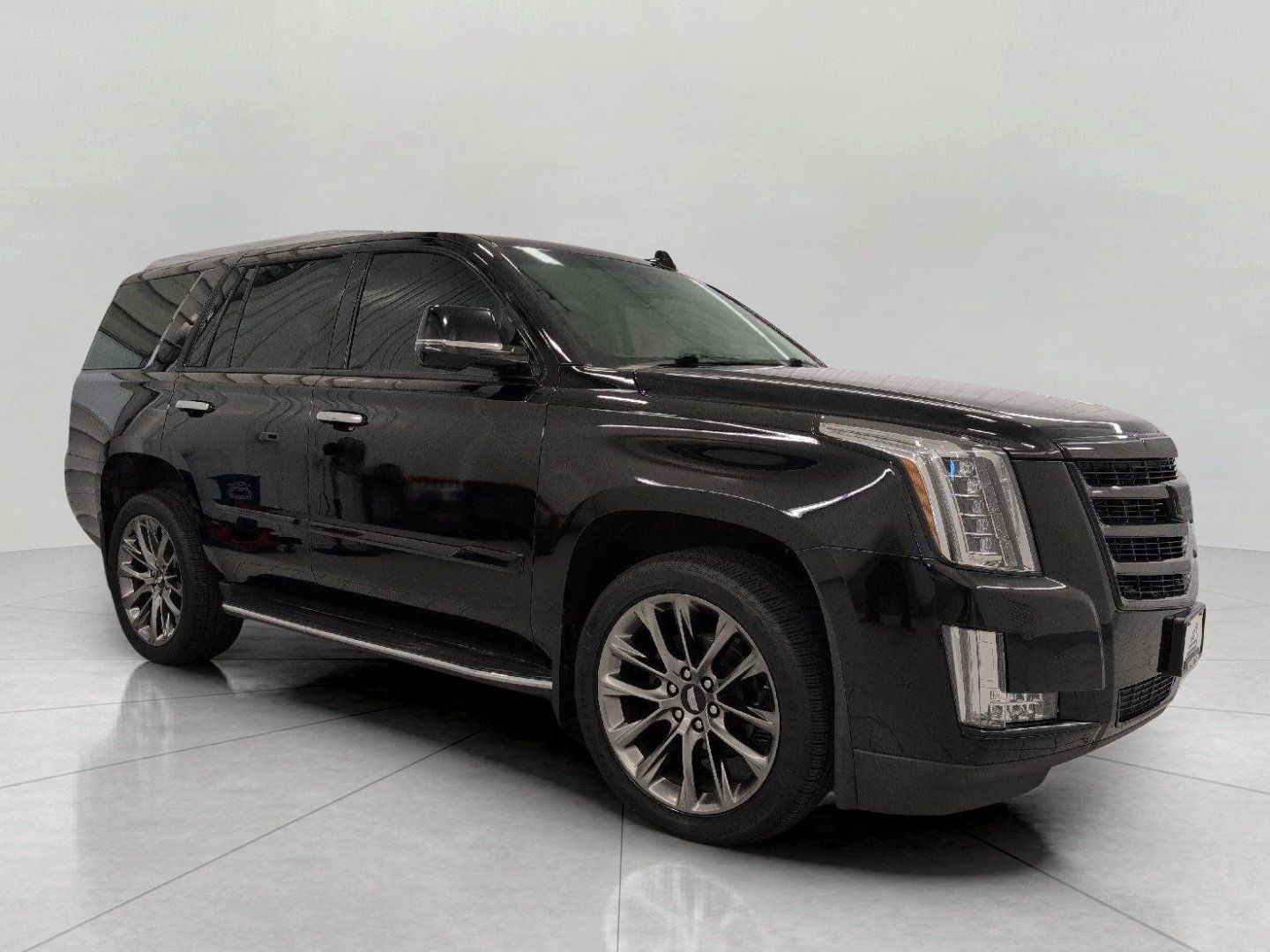 Used 2020 Cadillac Escalade Luxury w/ Escalade Sport Edition AWD/4WD image 1