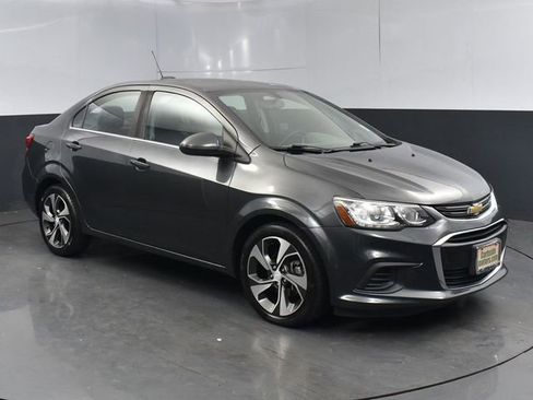 Used 2017 Chevrolet Sonic Premier FWD image 1