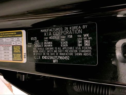 Certified 2025 Kia Soul LX w/ LX Technology Package FWD image 31
