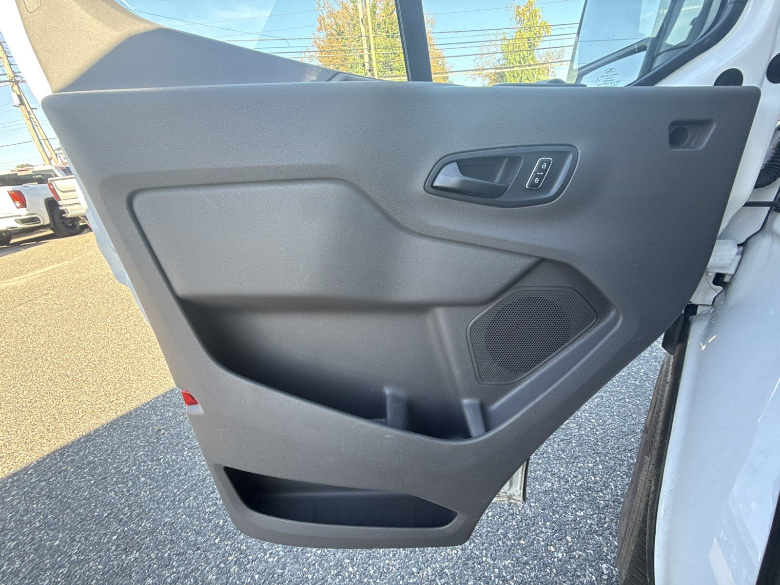 Used 2025 Ford Transit 350 XLT RWD image 19