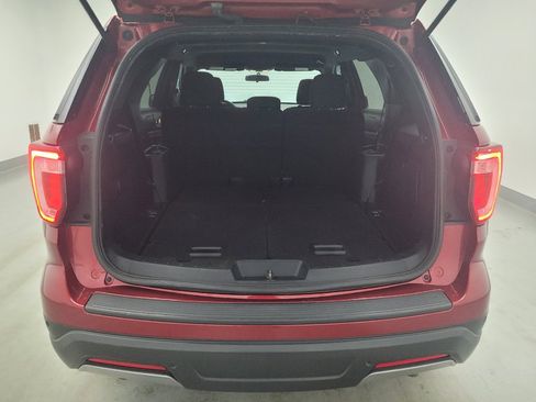 Used 2019 Ford Explorer XLT AWD/4WD image 29