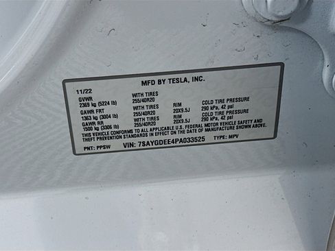Used 2023 Tesla Model Y Long Range image 12