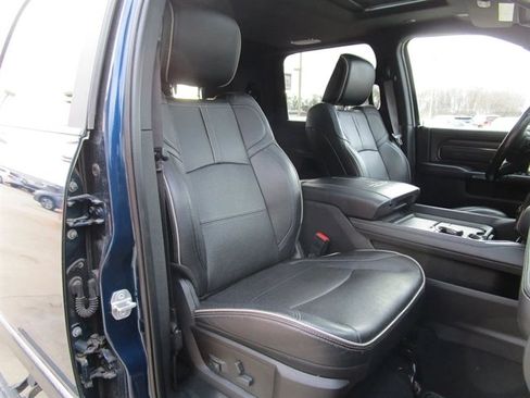 Used 2022 RAM 2500 Limited image 22