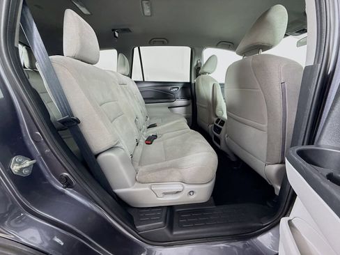 Used 2021 Honda Pilot EX image 27
